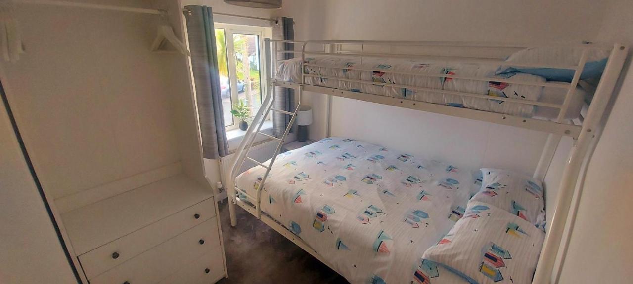 Private 2 Bedroom House Close To The